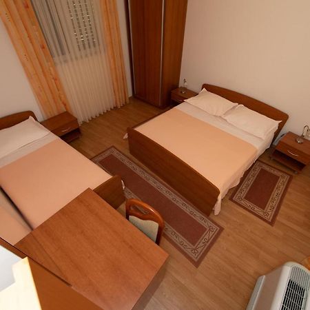 Apartmani Biser Tučepi Екстериор снимка