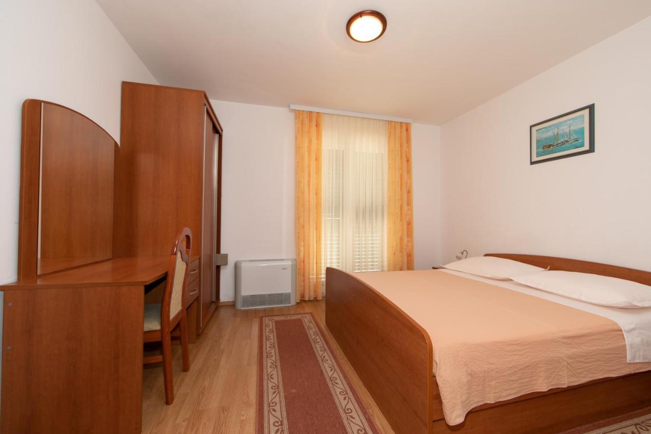 Apartmani Biser Tučepi Екстериор снимка