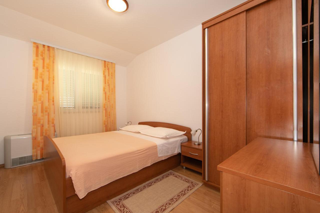 Apartmani Biser Tučepi Екстериор снимка
