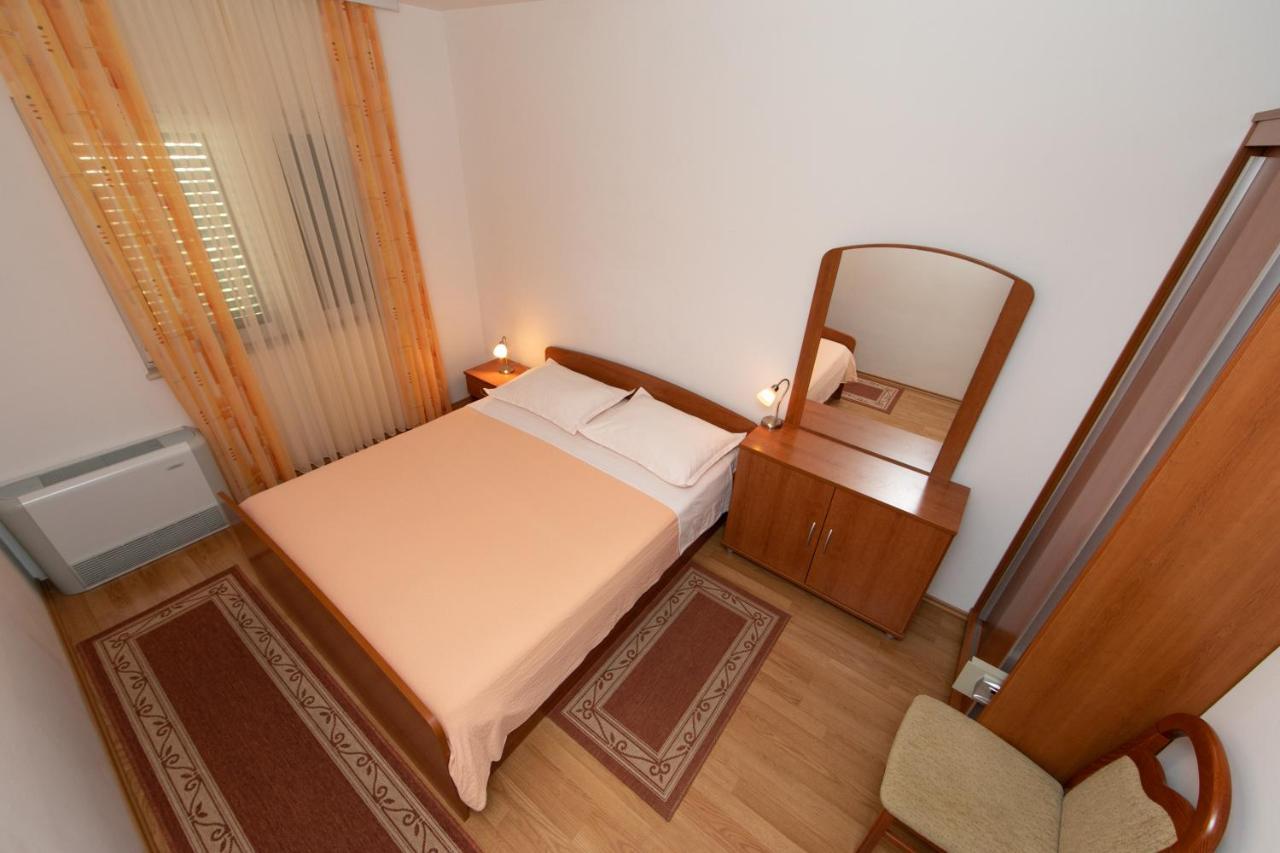 Apartmani Biser Tučepi Екстериор снимка
