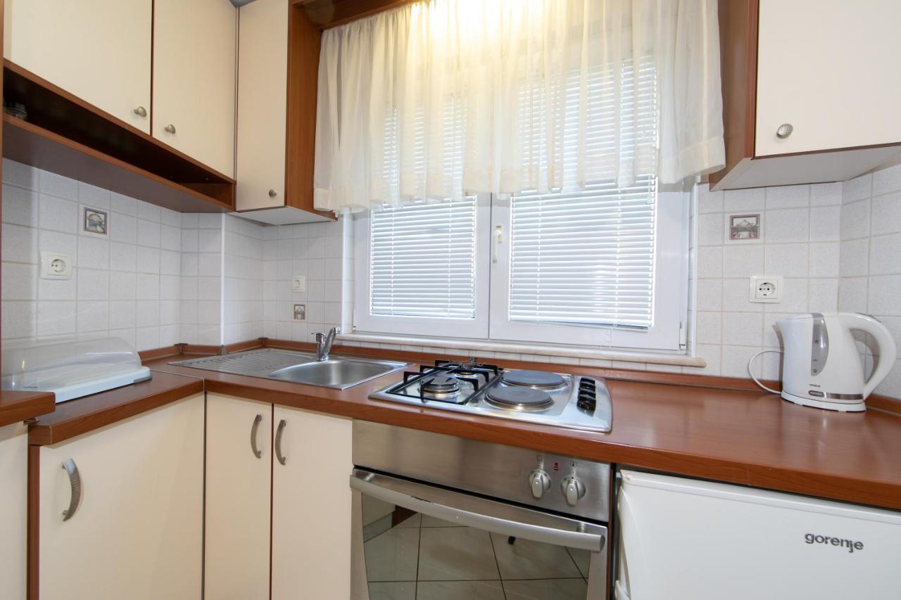 Apartmani Biser Tučepi Екстериор снимка
