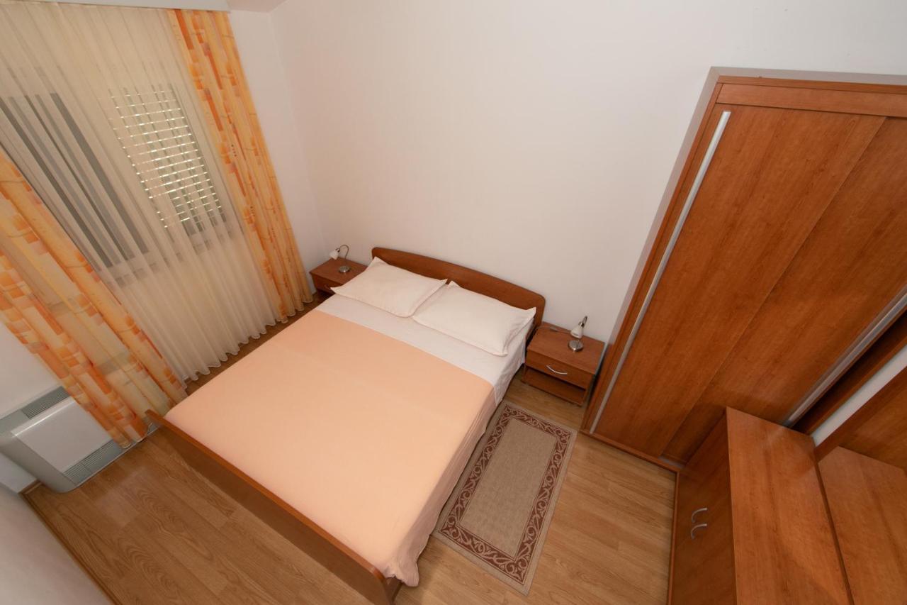 Apartmani Biser Tučepi Екстериор снимка