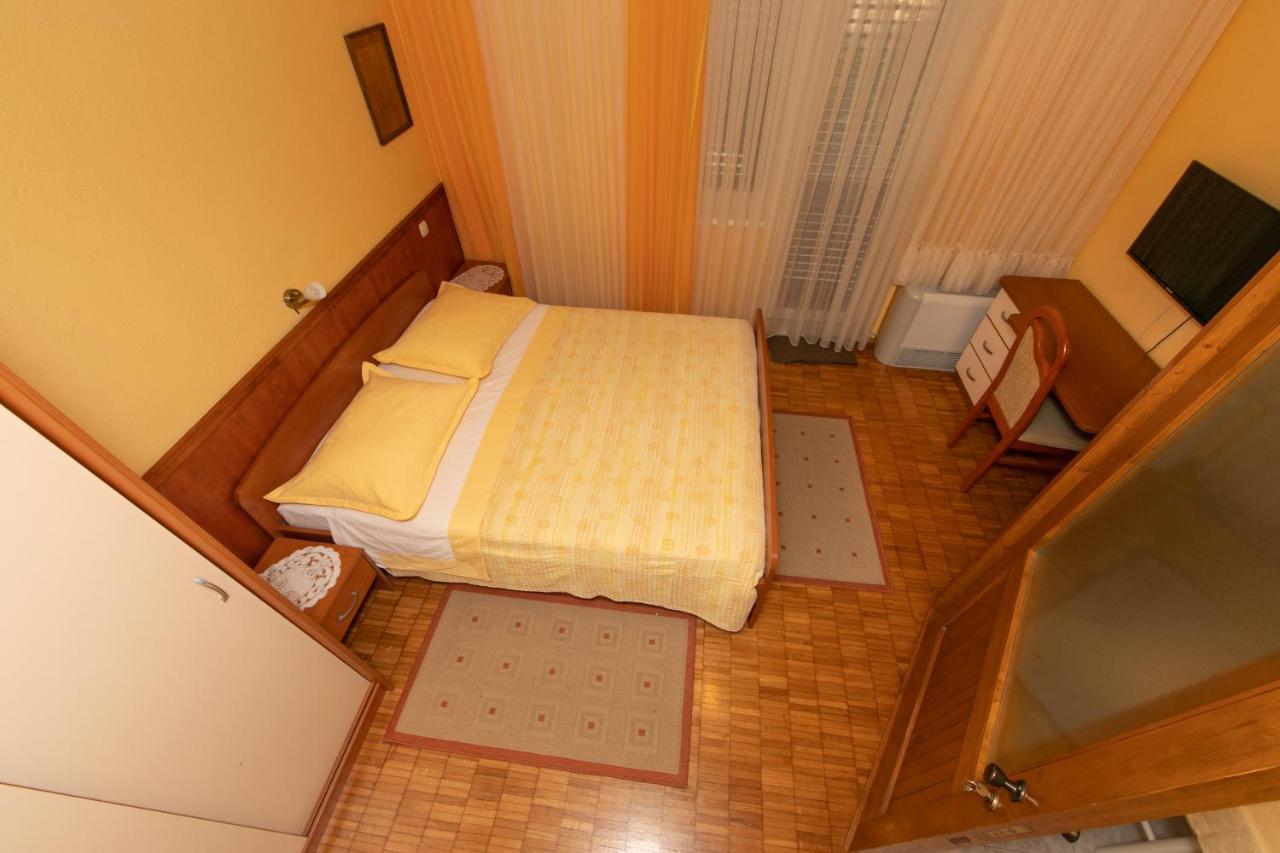 Apartmani Biser Tučepi Екстериор снимка