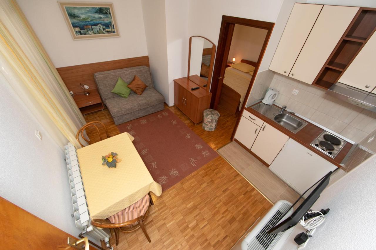 Apartmani Biser Tučepi Екстериор снимка