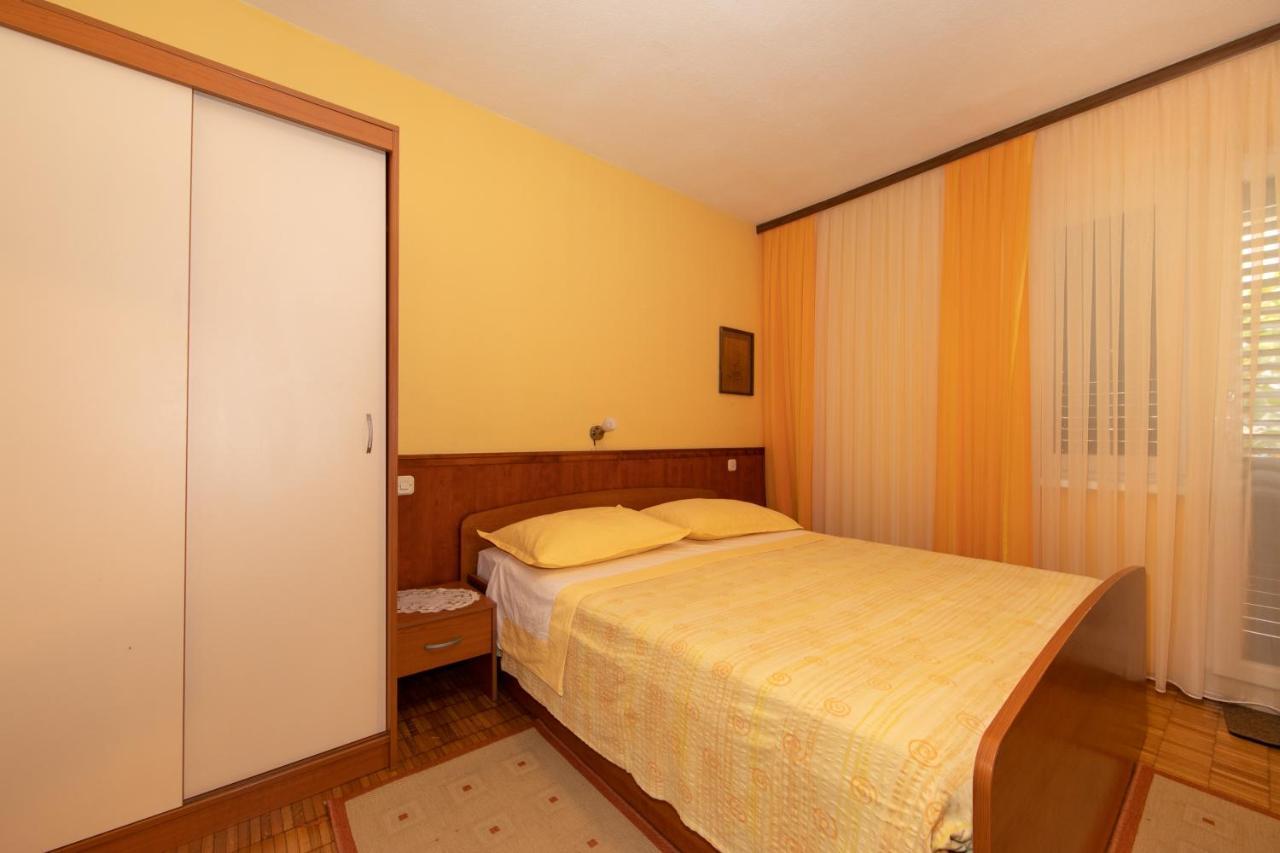 Apartmani Biser Tučepi Екстериор снимка