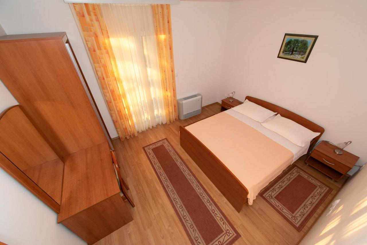 Apartmani Biser Tučepi Екстериор снимка