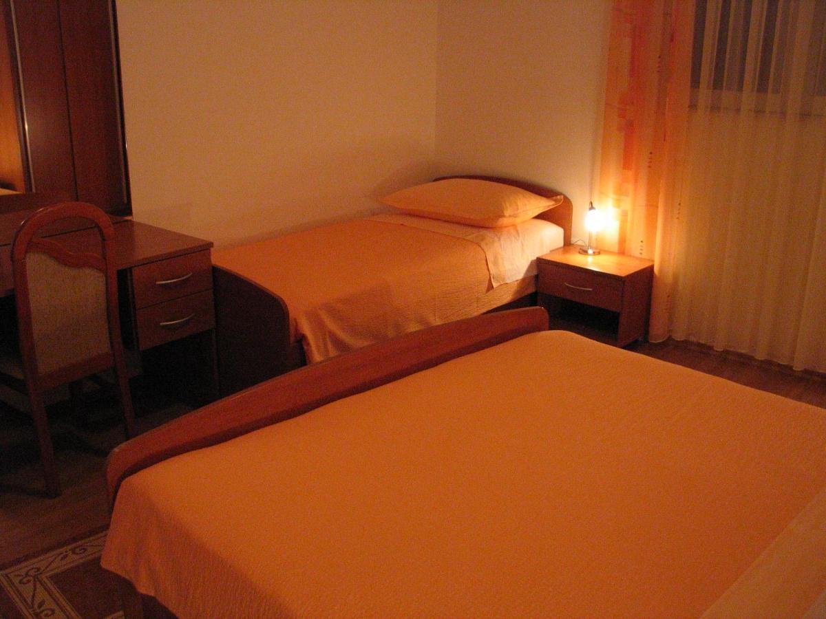 Apartmani Biser Tučepi Екстериор снимка